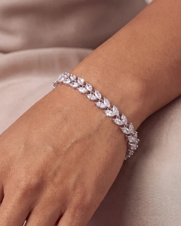 Savanté Roman Leaf Bracelet 2