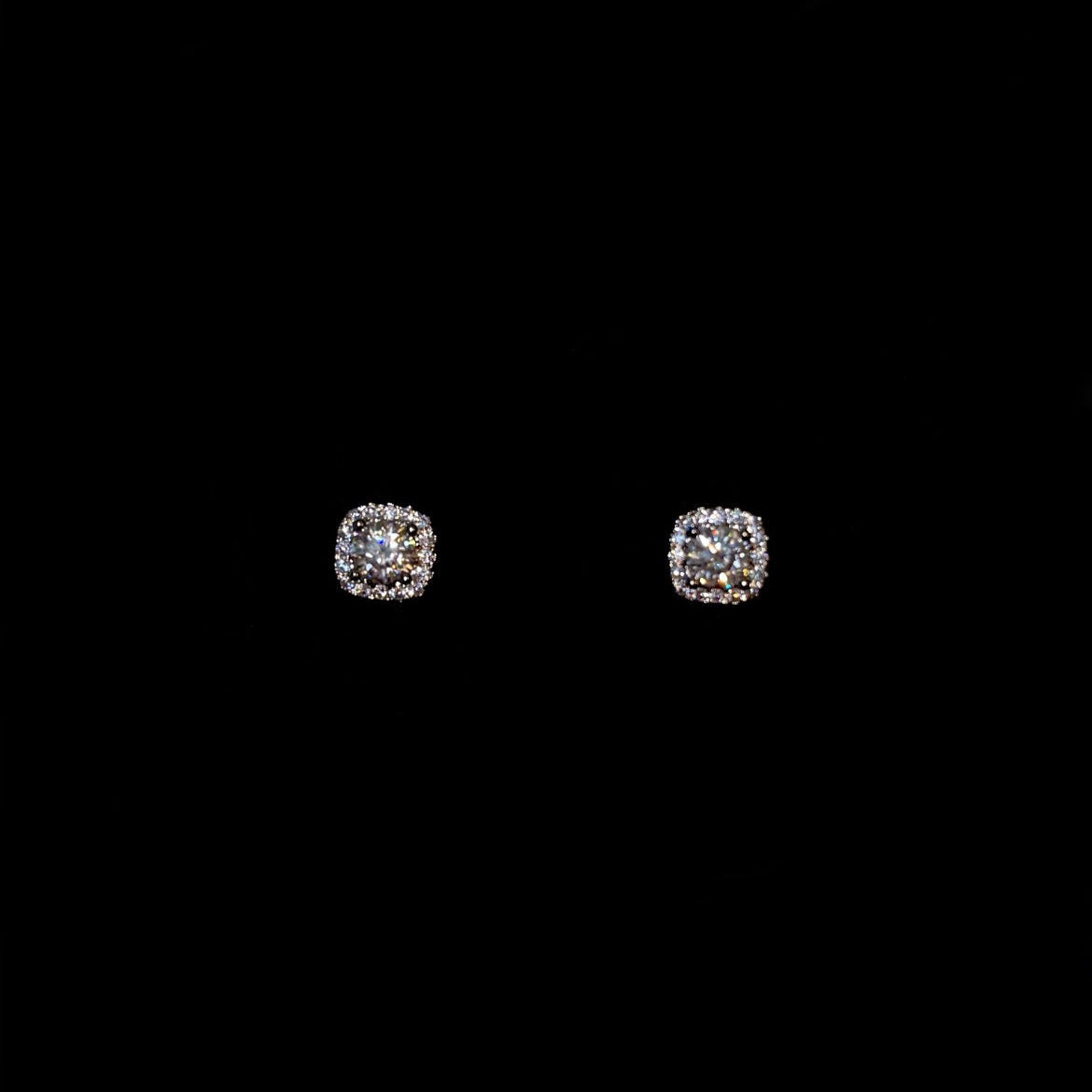 Savanté Moissanite Square Studs