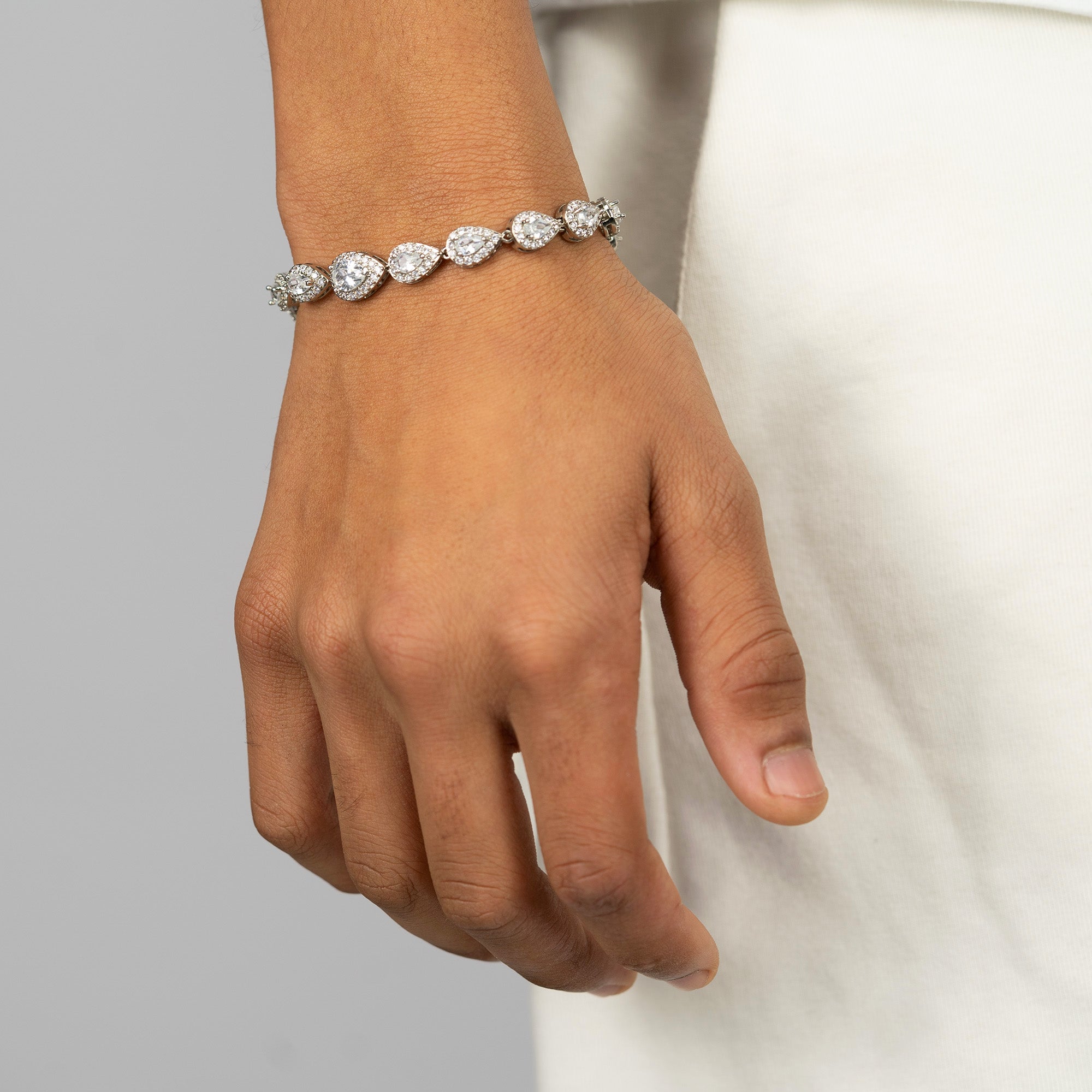 Savanté Teardrop Bracelet